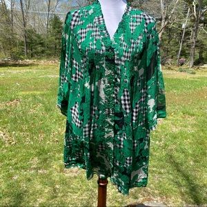 DIANE VON FURSTENBERG DRESS GREEN WHITE BLACK SILK SIZE 4 LAYLA SHIFT V-NECK